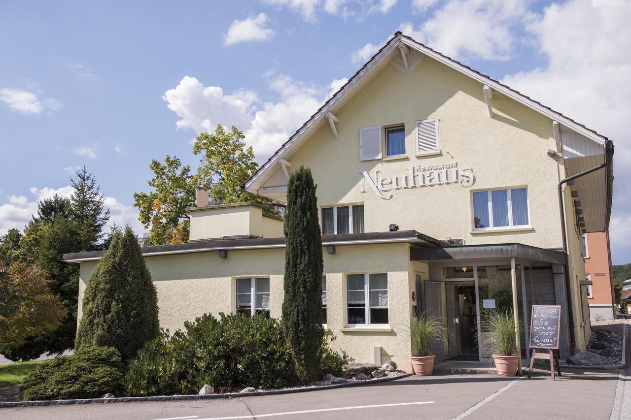Hotel Restaurant Neuhaus Hertenstein エクステリア 写真