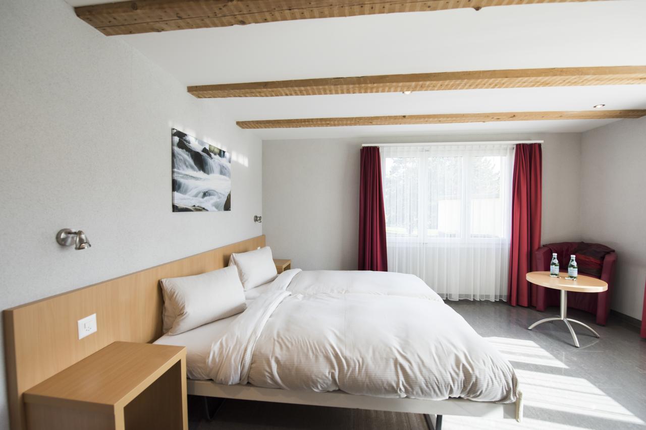 Hotel Restaurant Neuhaus Hertenstein エクステリア 写真