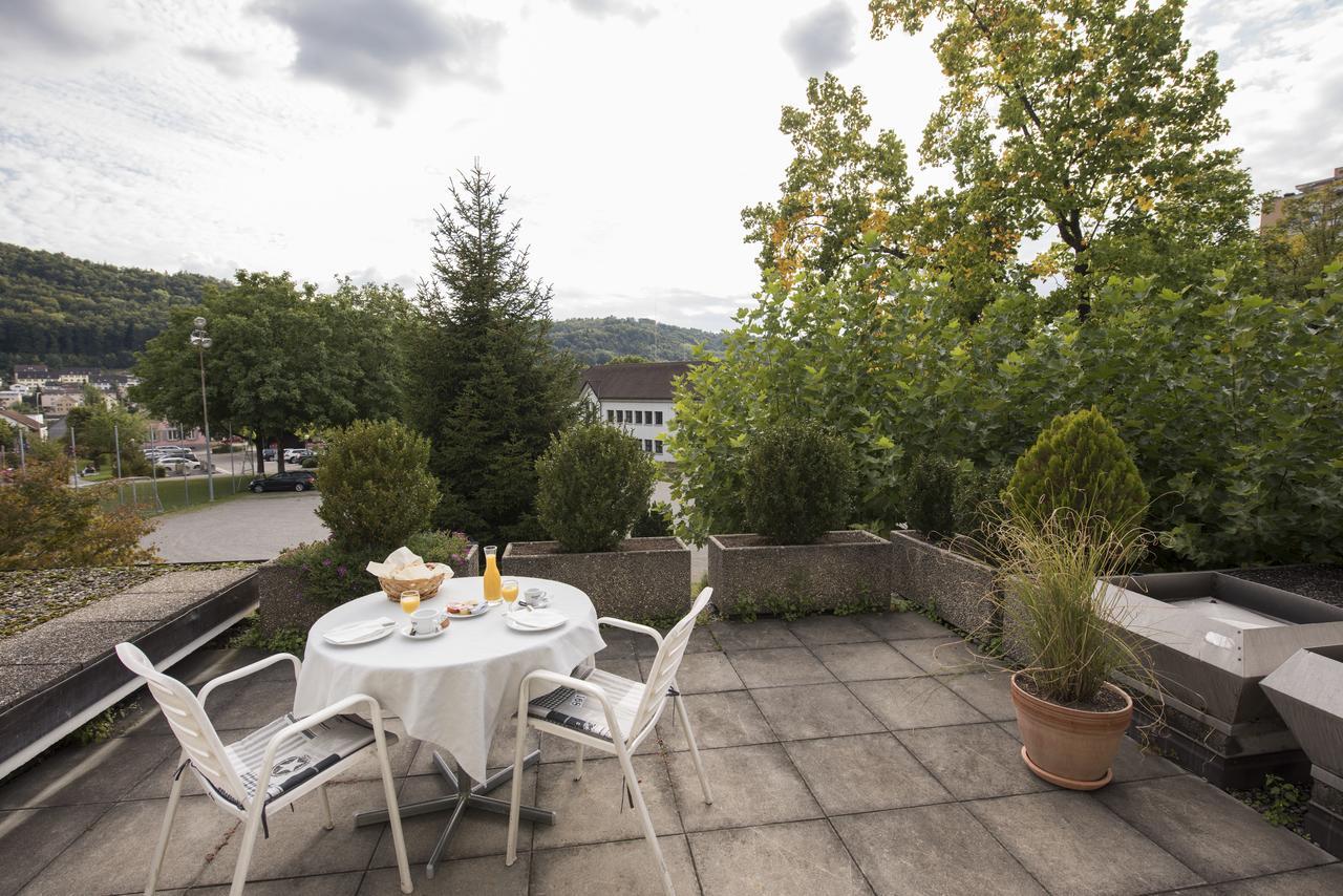 Hotel Restaurant Neuhaus Hertenstein エクステリア 写真